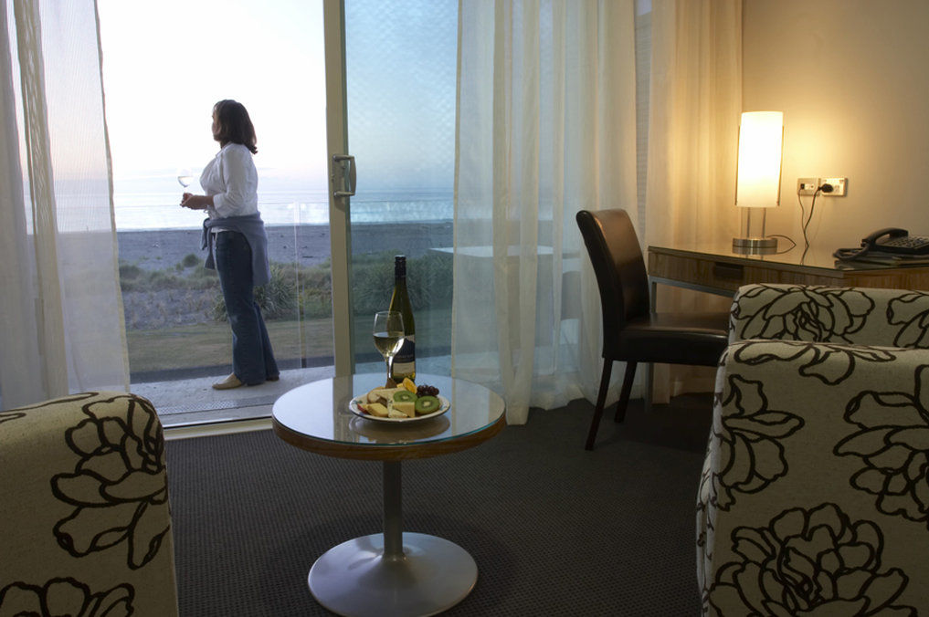 Beachfront Hotel הוקיטיקה מראה חיצוני תמונה